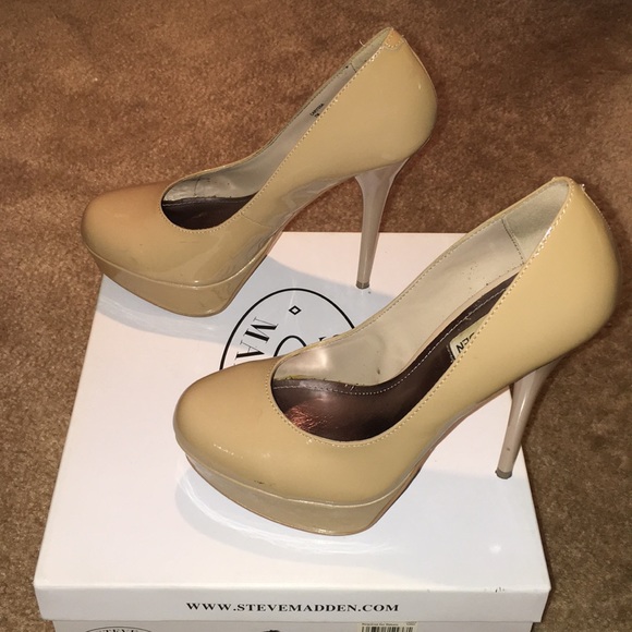 Steve Madden Caryssa Tan Blush Patent Pumps - Picture 3 of 6
